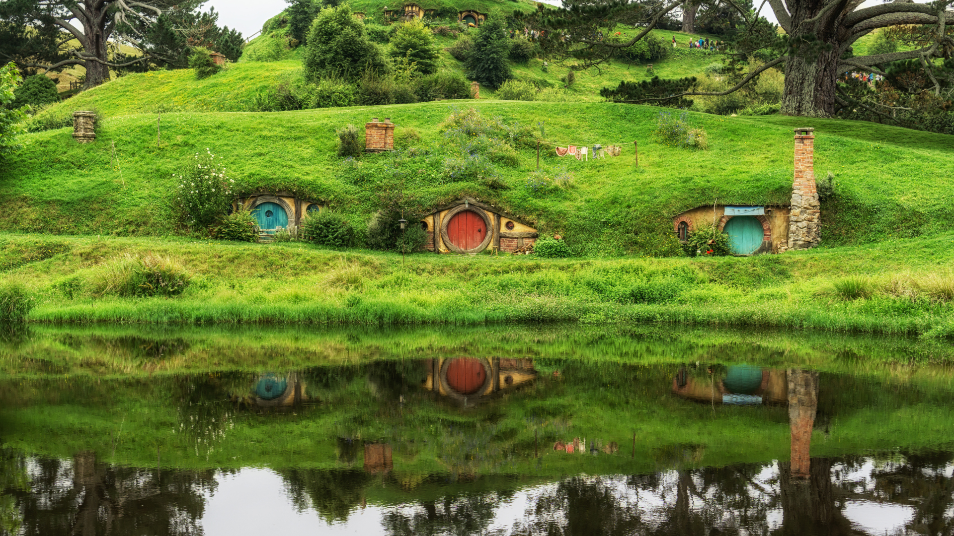 Hobbiton-2.png